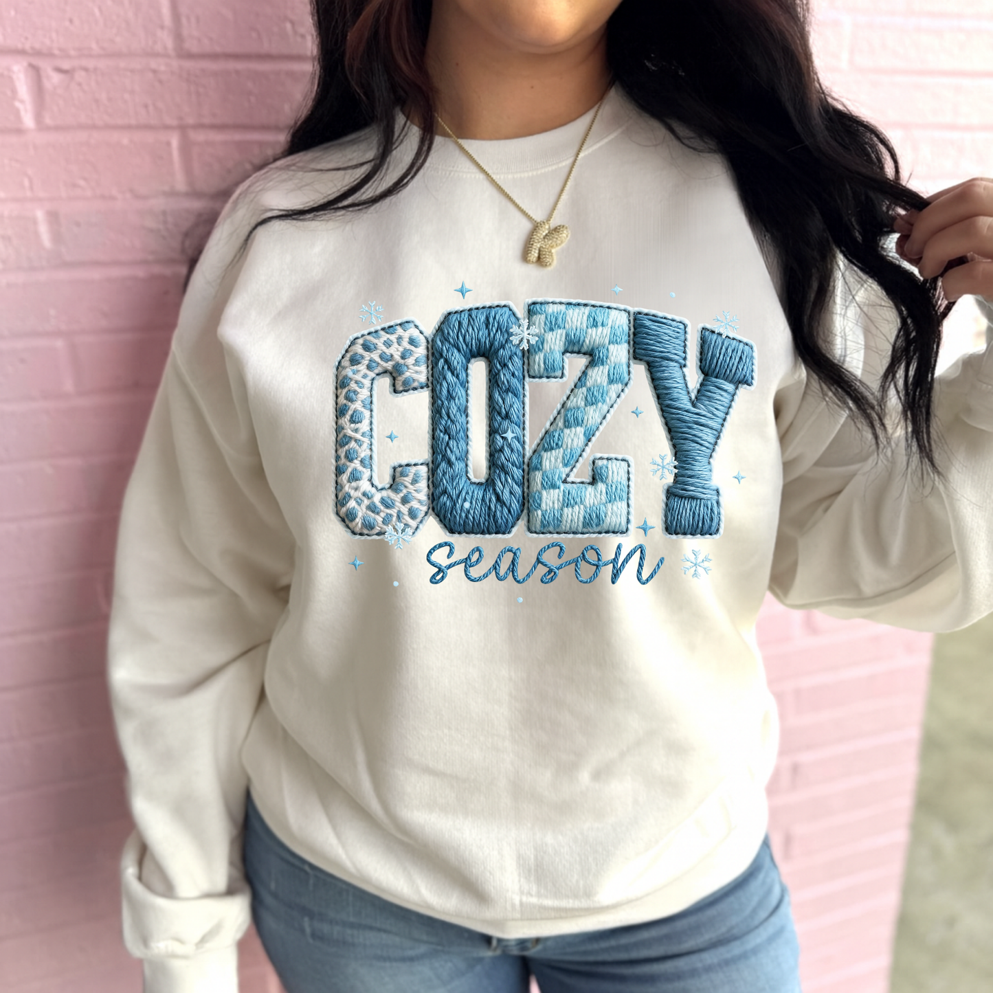 Yarn Cozy Season Graphic Sweatshirt