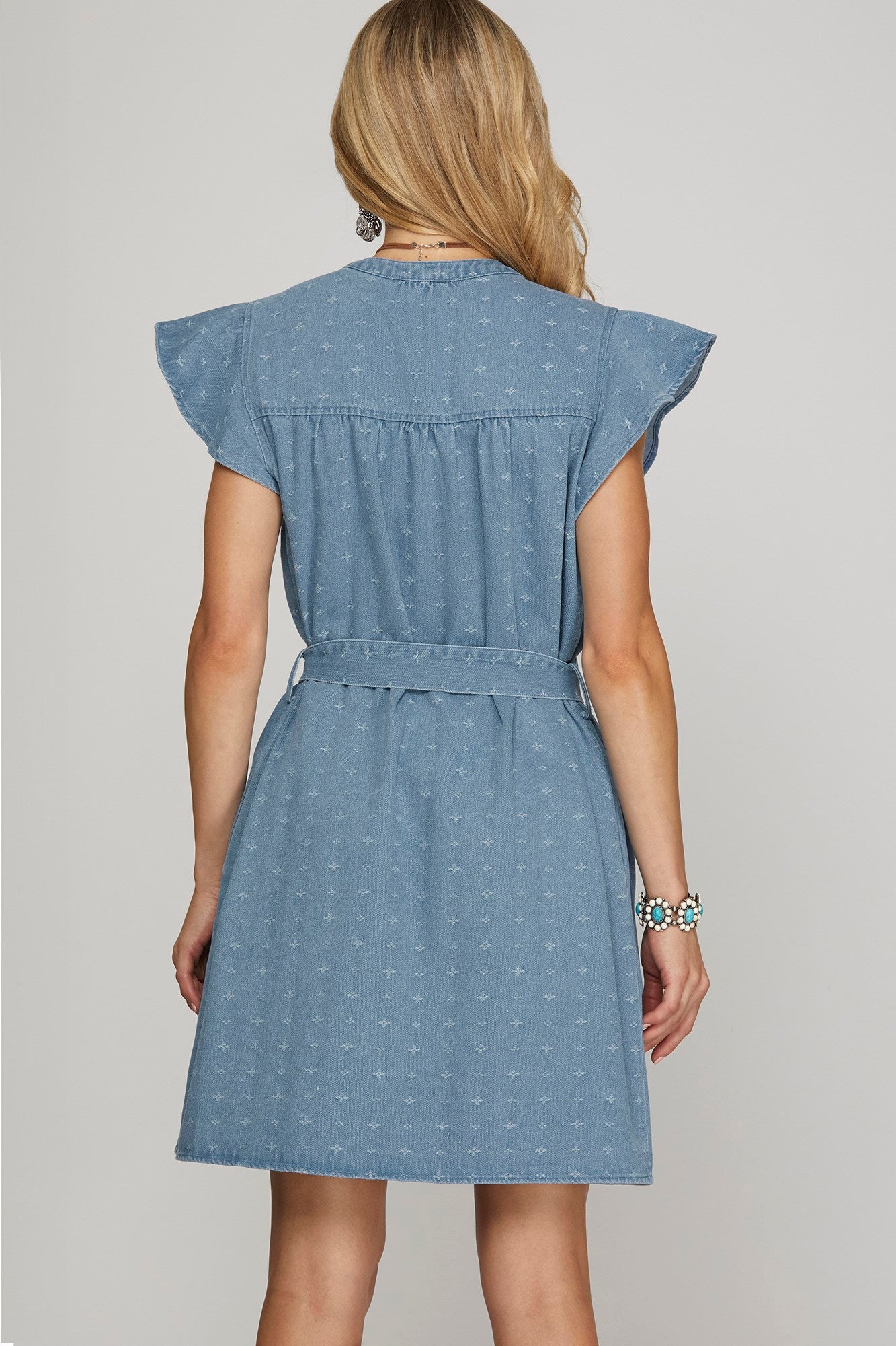 RUFFLED SLEEVE BUTTON DOWN WASHED DENIM DRESS WITH WAIST TIE AND POCKETS