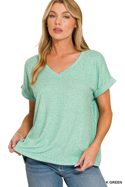 THE EVERYDAY HACCI V-NECK TEE