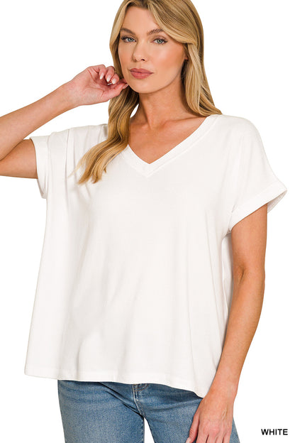 THE EVERYDAY HACCI V-NECK TEE